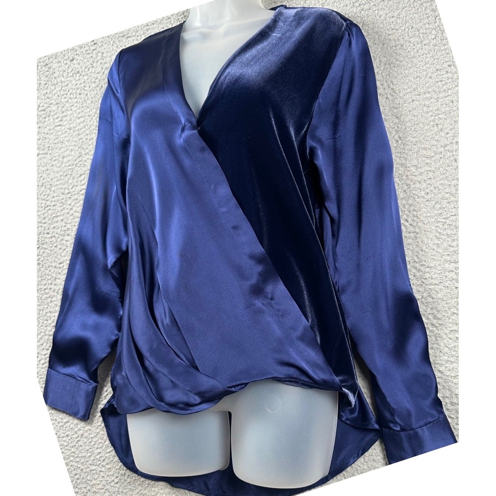 Sundance Blended Paths Silk Velvet Blouse Women'a S Navy Faux Wrap Boho Luxury - Picture 16 of 16